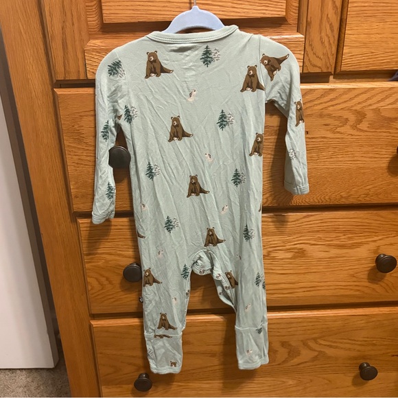 Kyte BABY 🐻 Romper - Picture 3 of 3